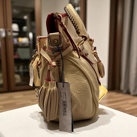 Dooney & Bourke Butter Satchel with Red handle. SUPER RARE!! 2P980B. - Picture 6 of 16